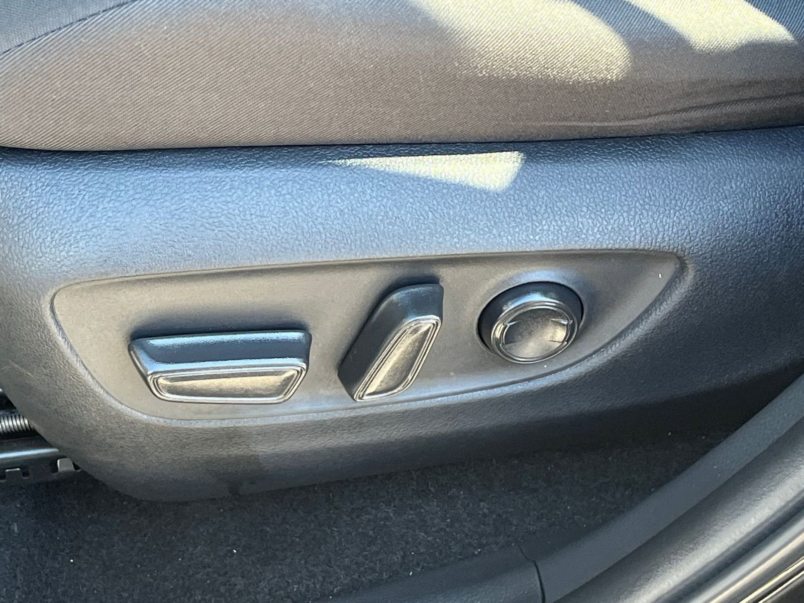 Used 2025 Toyota RAV4 XLE w/ Weather Package FWD image 21