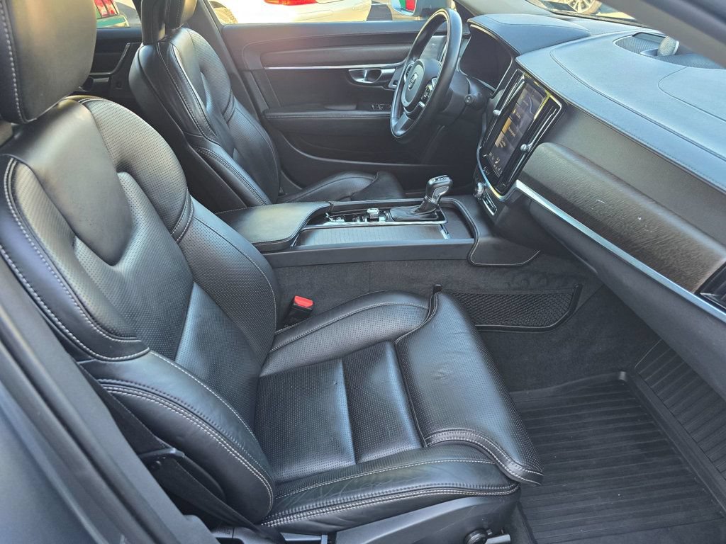 Used 2018 Volvo V90 T6 Cross Country w/ Convenience Package AWD/4WD image 16