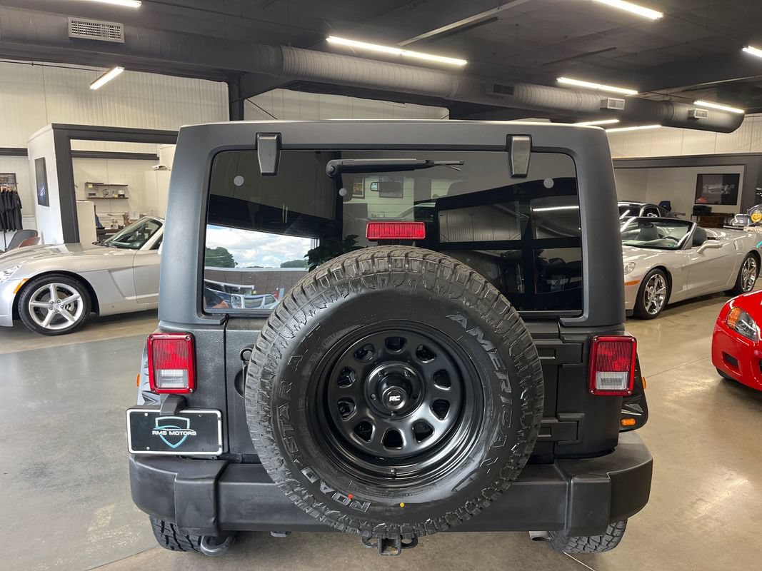 Used 2016 Jeep Wrangler Unlimited Sport AWD/4WD image 8