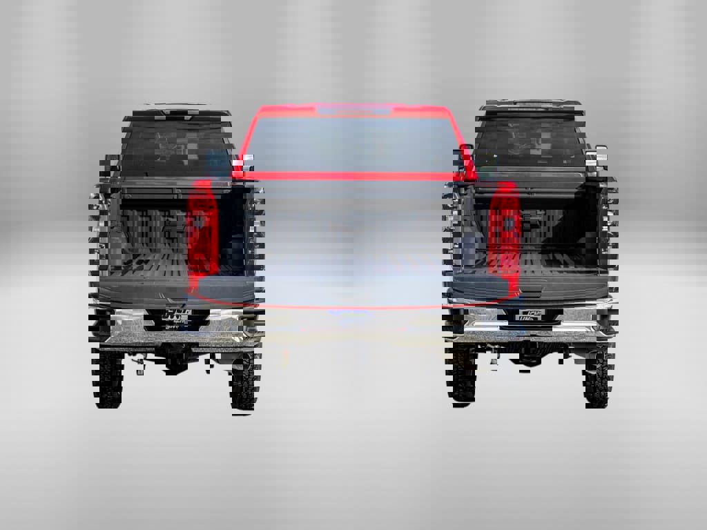 Used 2025 Chevrolet Silverado 2500 LT image 7