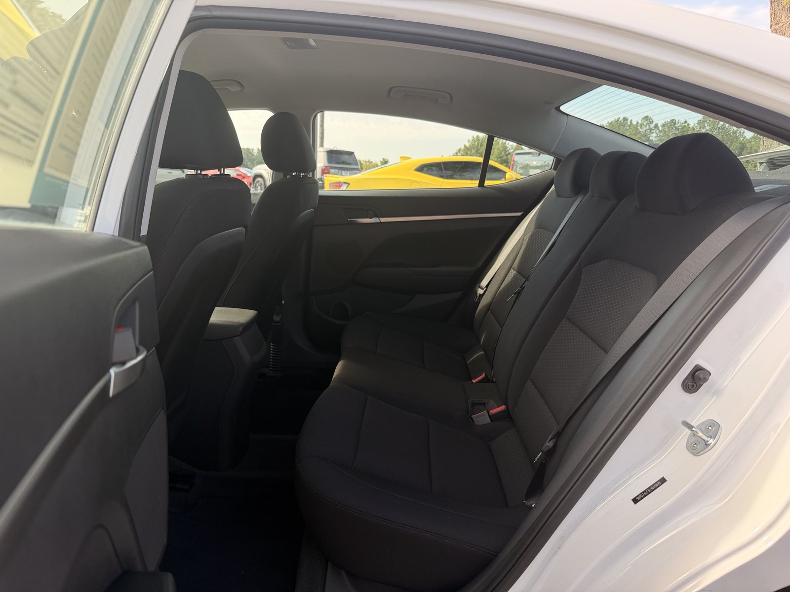 Used 2020 Hyundai Elantra SE w/ Cargo Package (C1) FWD image 28