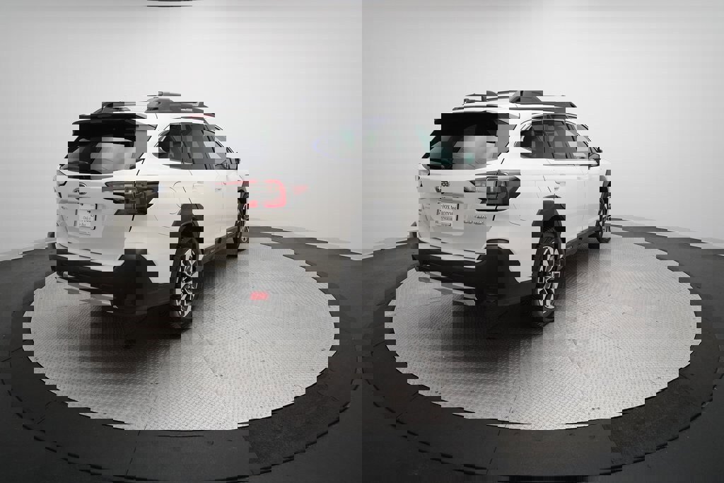 Used 2024 Subaru Outback Limited image 33