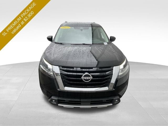 Used 2022 Nissan Pathfinder SL w/ SL Premium Package AWD/4WD image 5