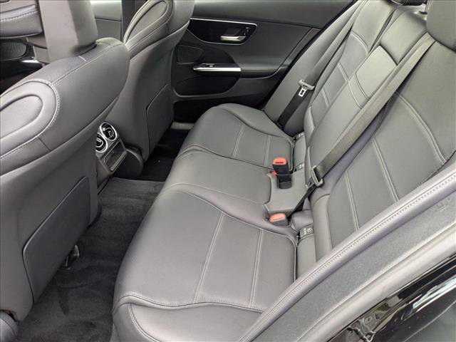 Used 2025 Mercedes-Benz C 300 4MATIC Sedan image 19