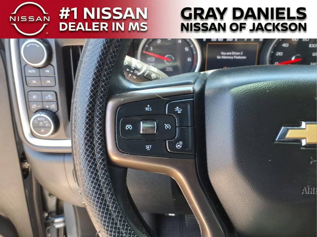 Used 2019 Chevrolet Silverado 1500 High Country w/ Technology Package AWD/4WD image 14