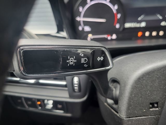 Used 2022 Lincoln Corsair FWD w/ Equipment Group 101A image 20