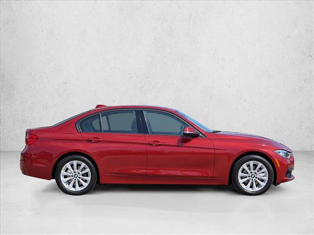 Used 2017 BMW 330i xDrive Sedan AWD/4WD image 9