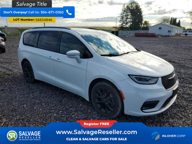 Used 2021 Chrysler Pacifica Touring-L w/ S Appearance Package FWD image 5