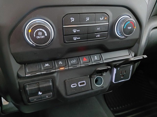 Certified 2024 Chevrolet Silverado 1500 Custom w/ Turbomax Blackout Package image 27