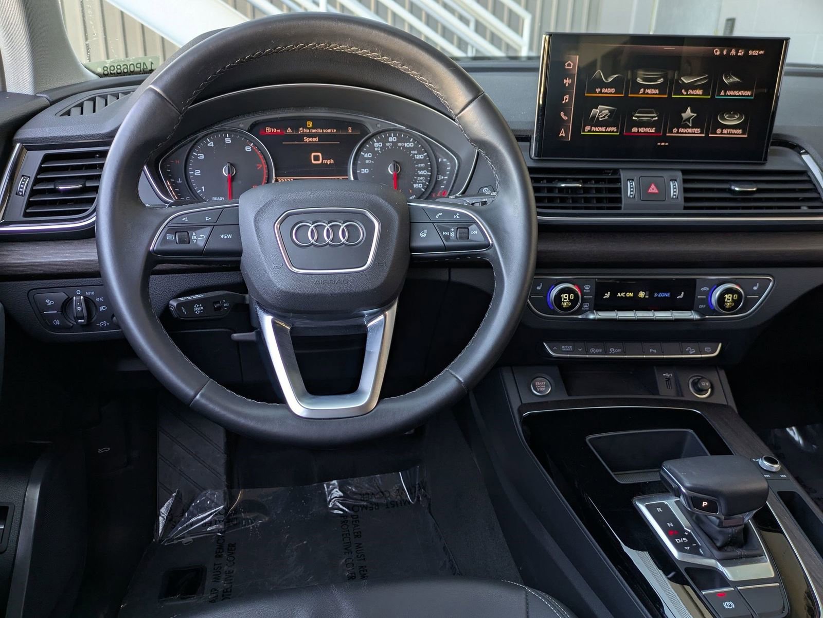 Used 2023 Audi Q5 2.0T Premium w/ Convenience Package AWD/4WD image 8