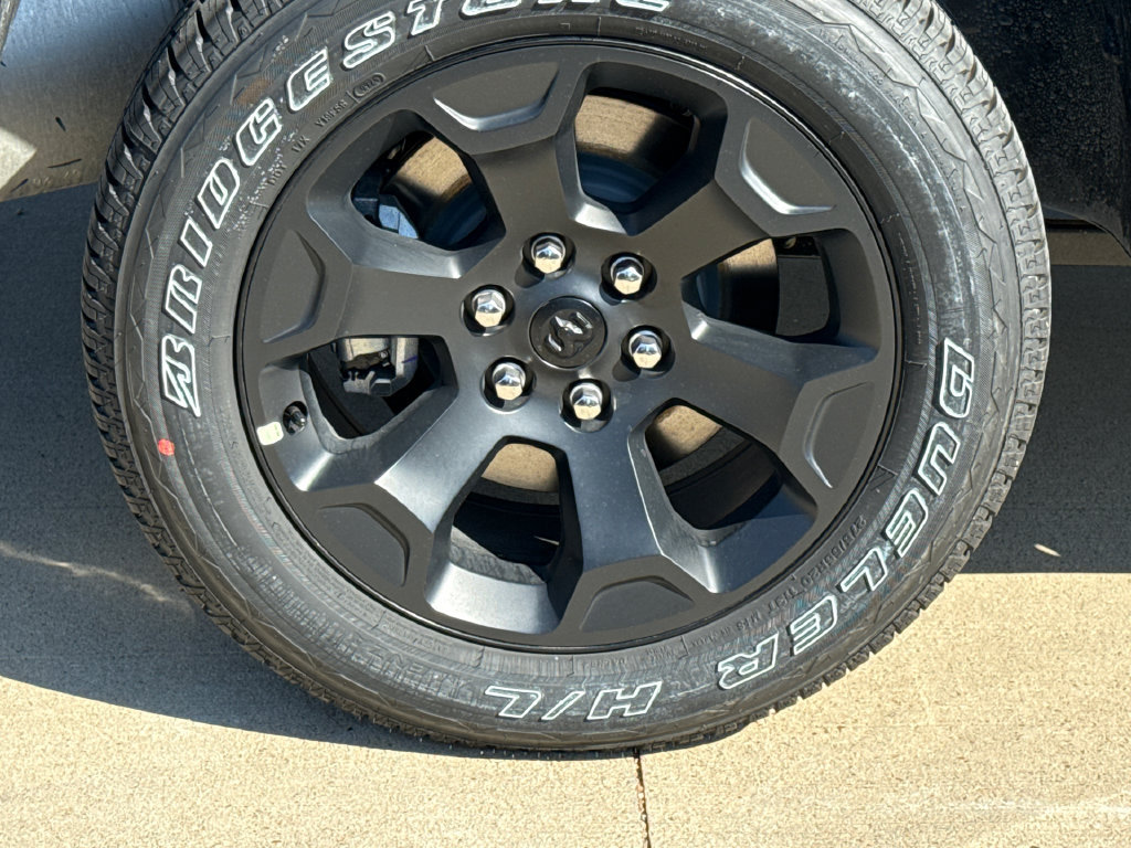New 2026 RAM 1500 Express AWD/4WD image 10