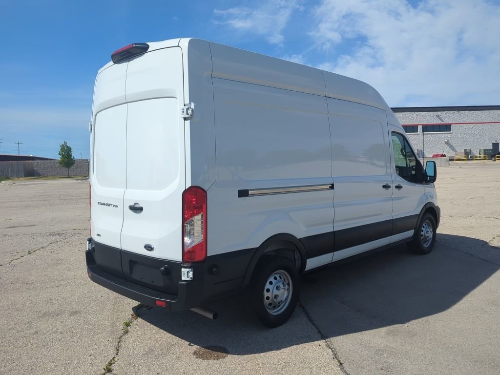 Used 2025 Ford Transit 250 148 High Roof AWD image 9
