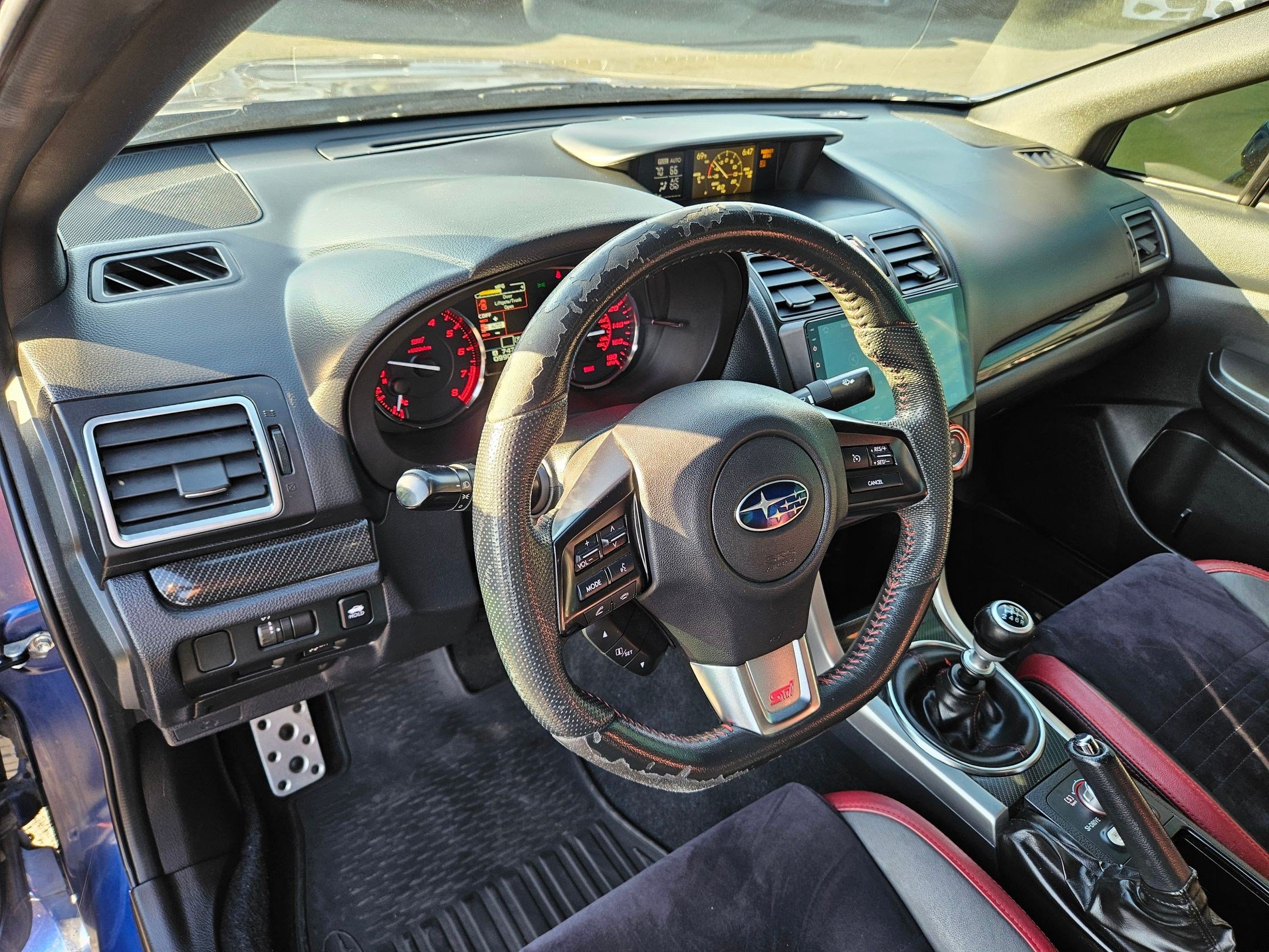 Used 2015 Subaru WRX STI AWD/4WD image 31