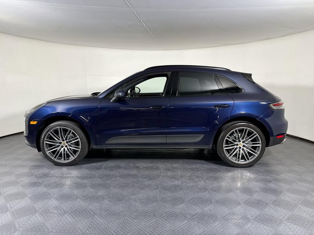 Certified 2019 Porsche Macan S AWD/4WD image 2