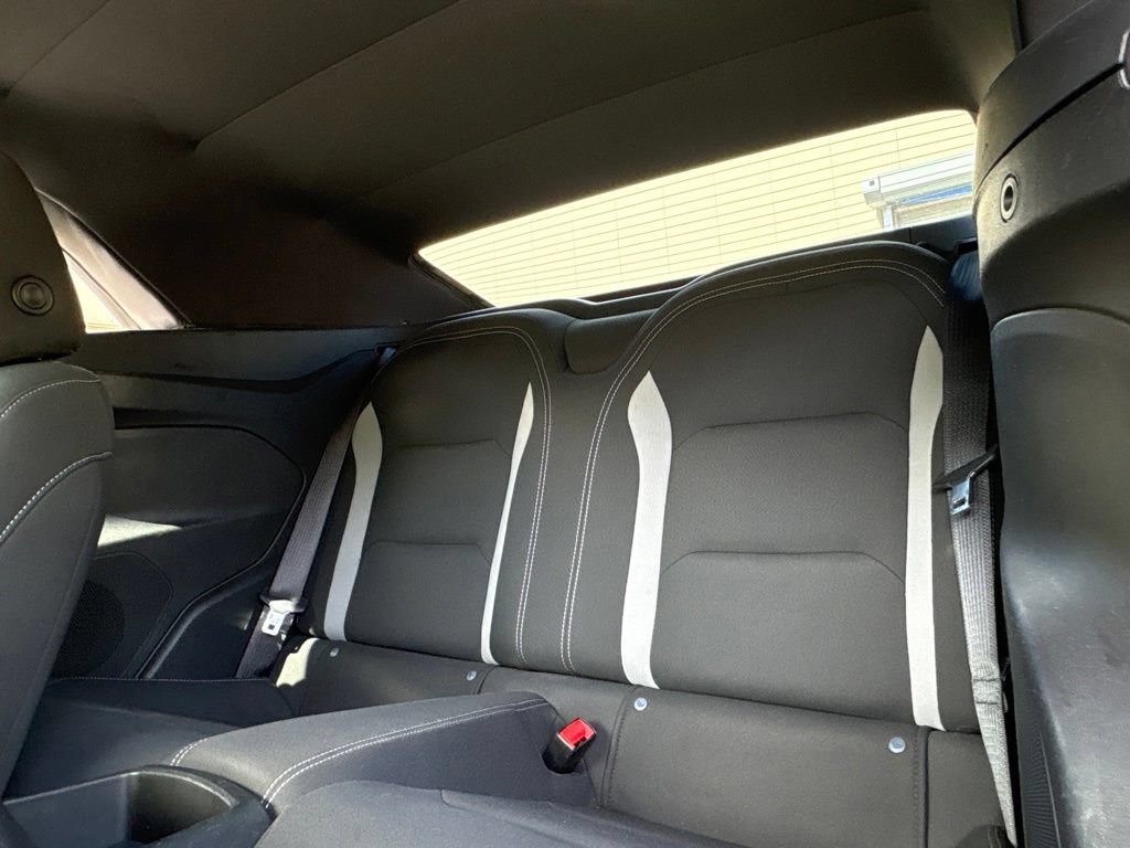 Used 2023 Chevrolet Camaro LT RWD image 17