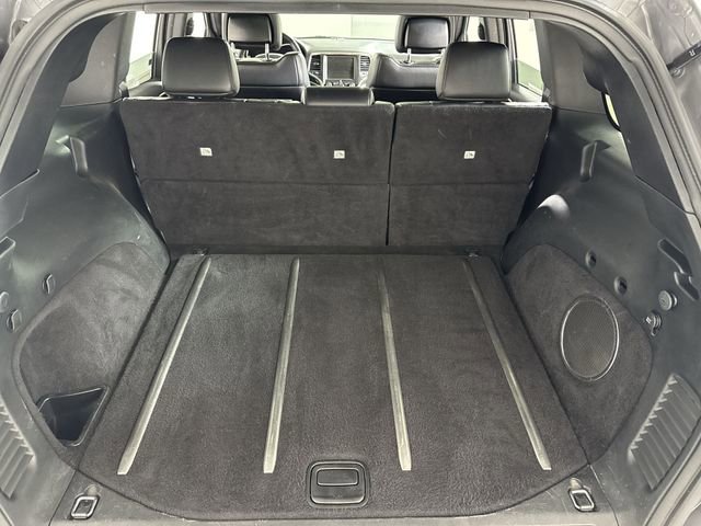 Used 2015 Jeep Grand Cherokee Overland w/ Advanced Technology Group image 14