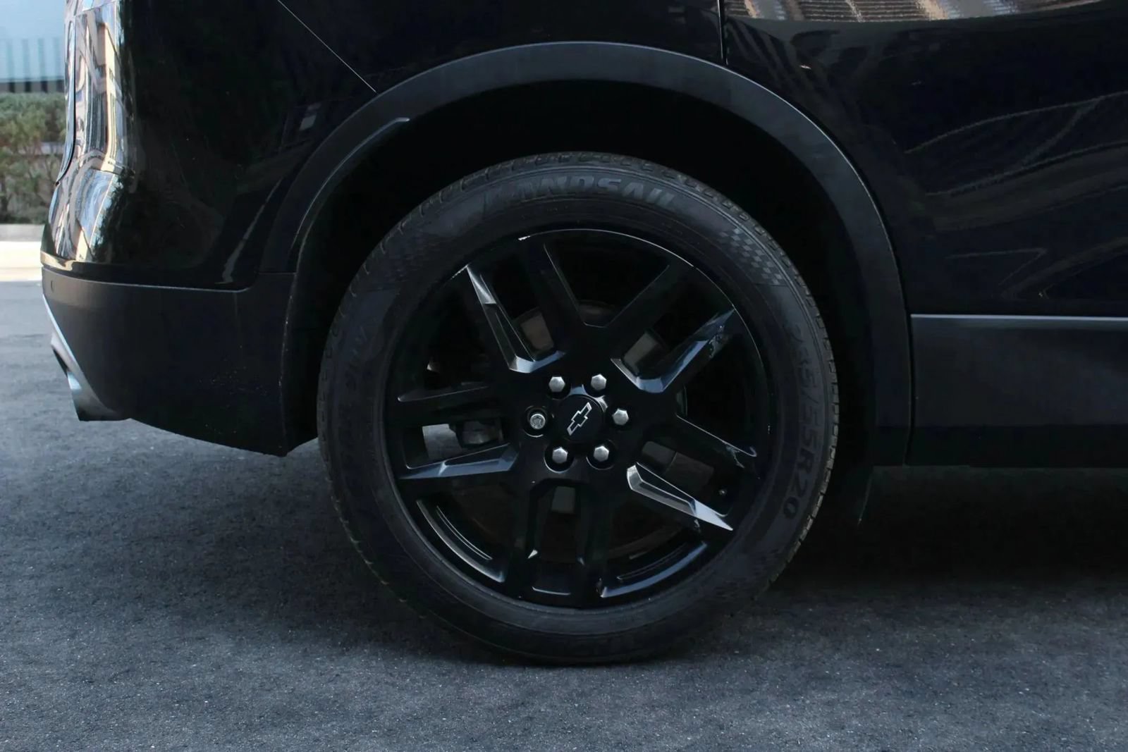 Used 2019 Chevrolet Blazer LT w/ Sound & Technology Package FWD image 5