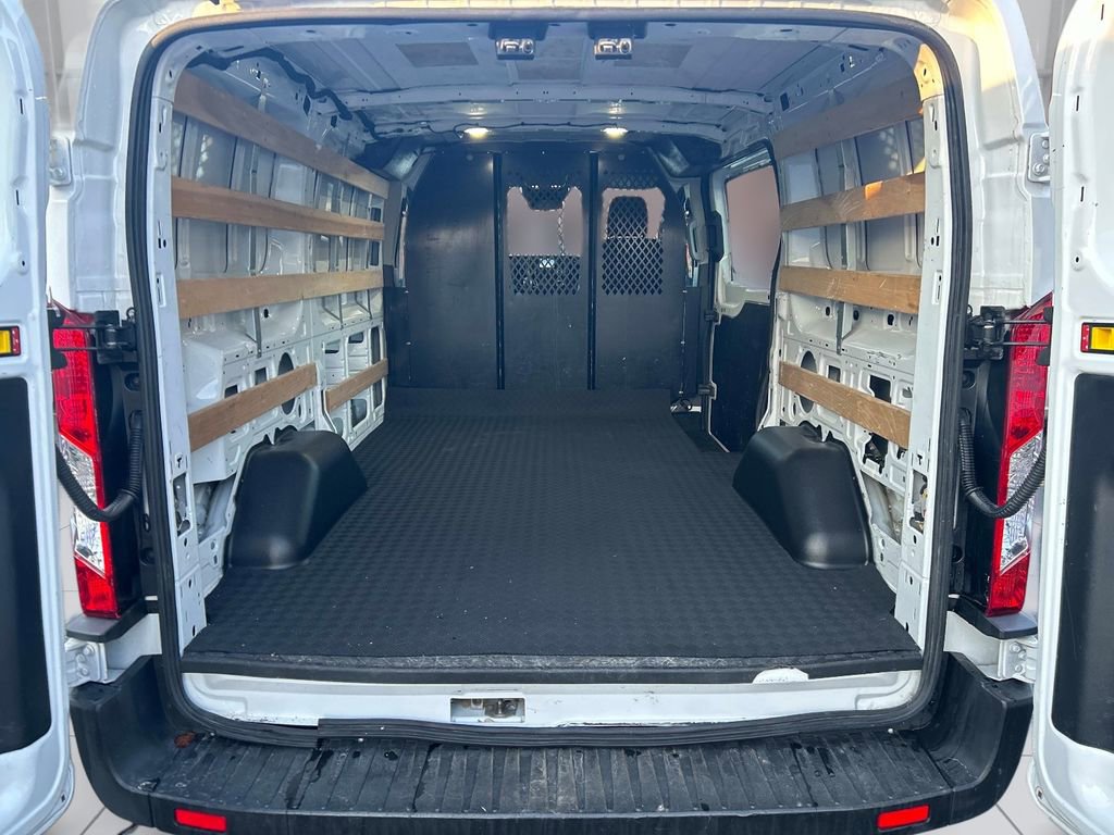 Used 2024 Ford Transit 250 Low Roof w/ Exterior Upgrade Package RWD image 12