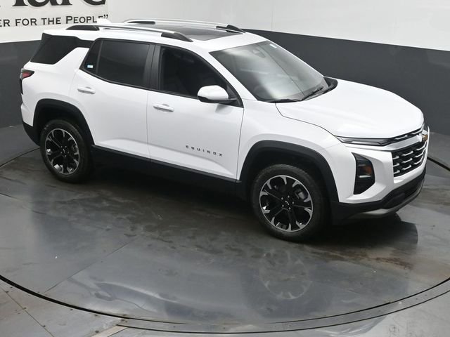 New 2026 Chevrolet Equinox LT w/ LPO, Floor Liner Package image 16