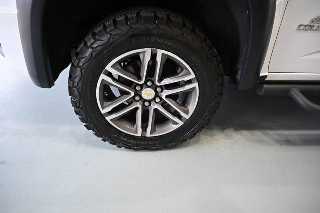 Used 2019 Chevrolet Colorado W/T w/ Custom Special Edition image 28