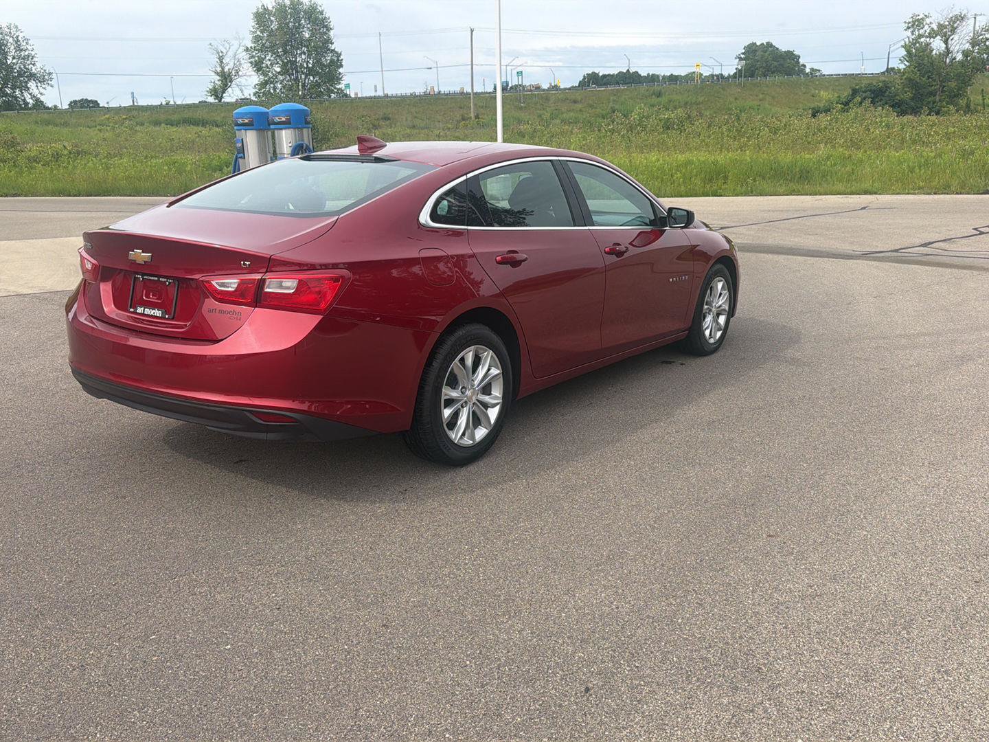 Used 2023 Chevrolet Malibu LT FWD image 5
