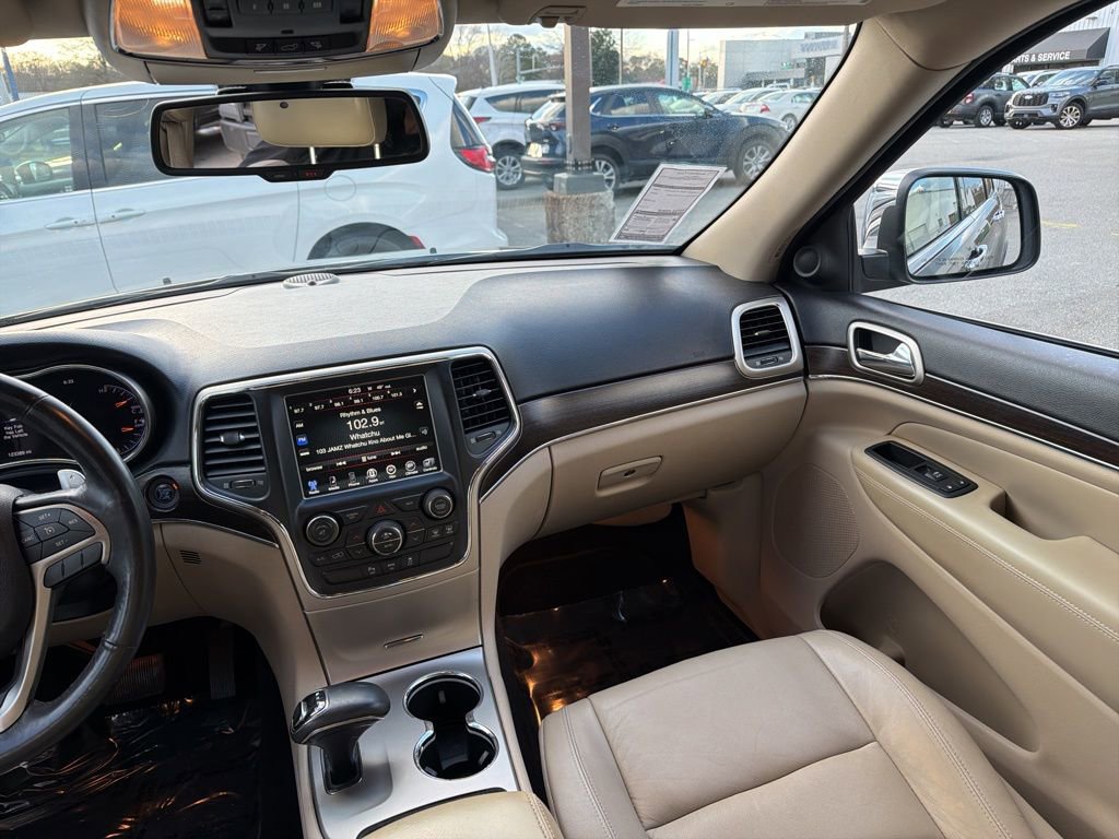 Used 2014 Jeep Grand Cherokee Limited w/ Trailer Tow Group IV image 10