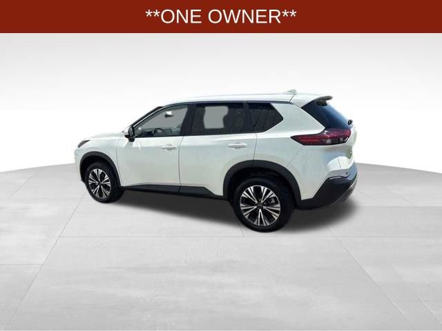Used 2023 Nissan Rogue SV FWD image 4