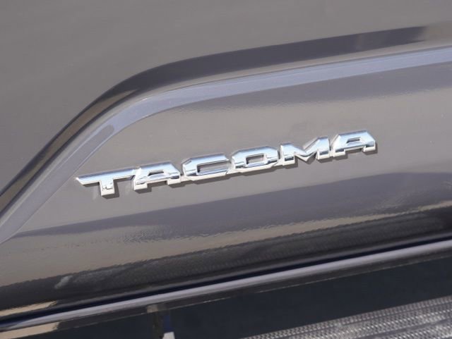 Certified 2025 Toyota Tacoma SR5 image 10