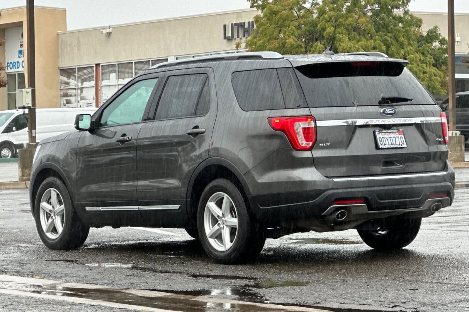 Used 2018 Ford Explorer XLT w/ Equipment Group 202A image 7