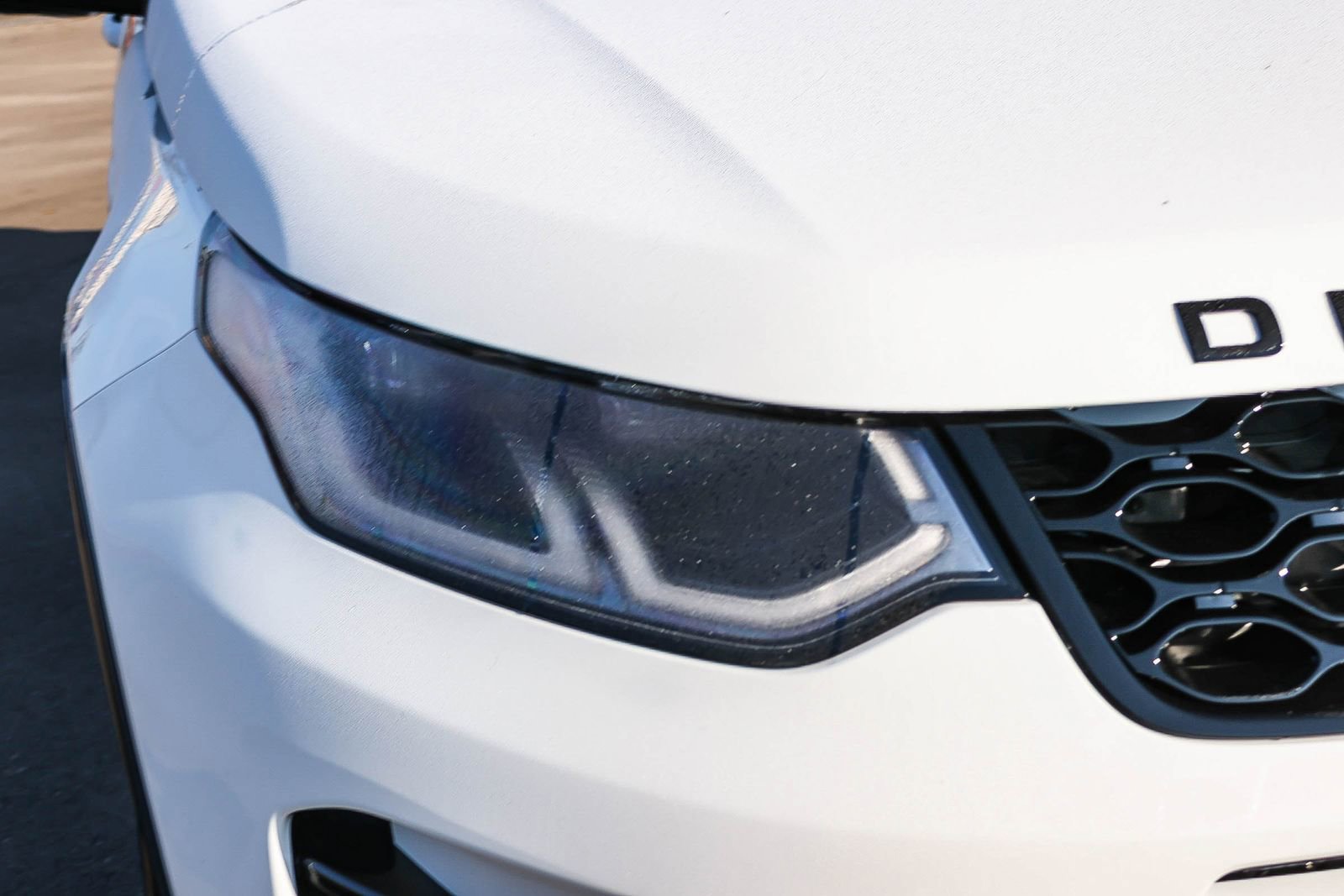 New 2025 Land Rover Discovery Sport Dynamic SE image 15