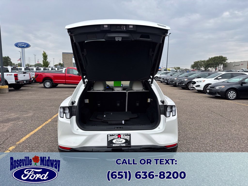 Used 2023 Ford Mustang Mach-E Premium AWD/4WD image 39