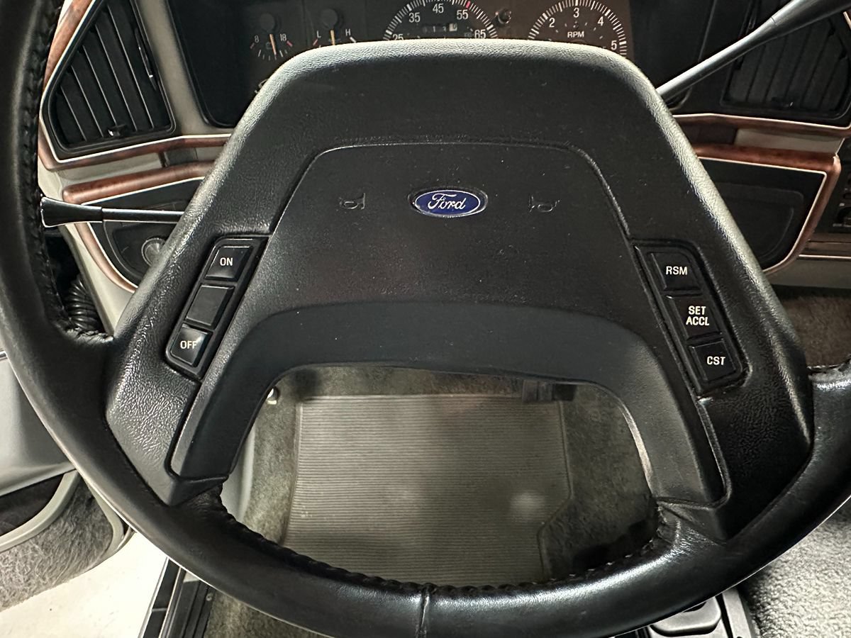 Used 1988 Ford Bronco AWD/4WD image 27