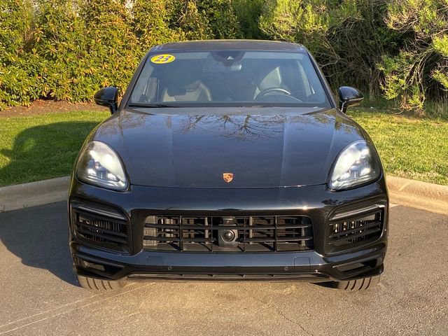 Used 2023 Porsche Cayenne GTS AWD/4WD image 2