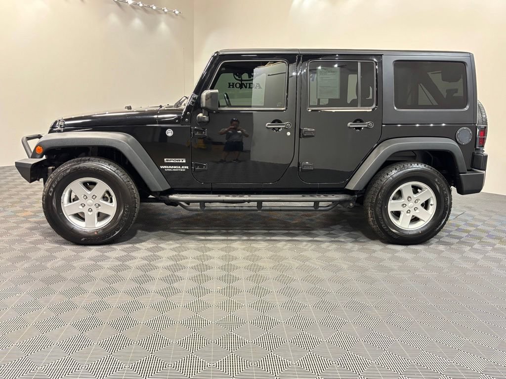 Used 2016 Jeep Wrangler Unlimited Sport w/ Quick Order Package 24S AWD/4WD image 2