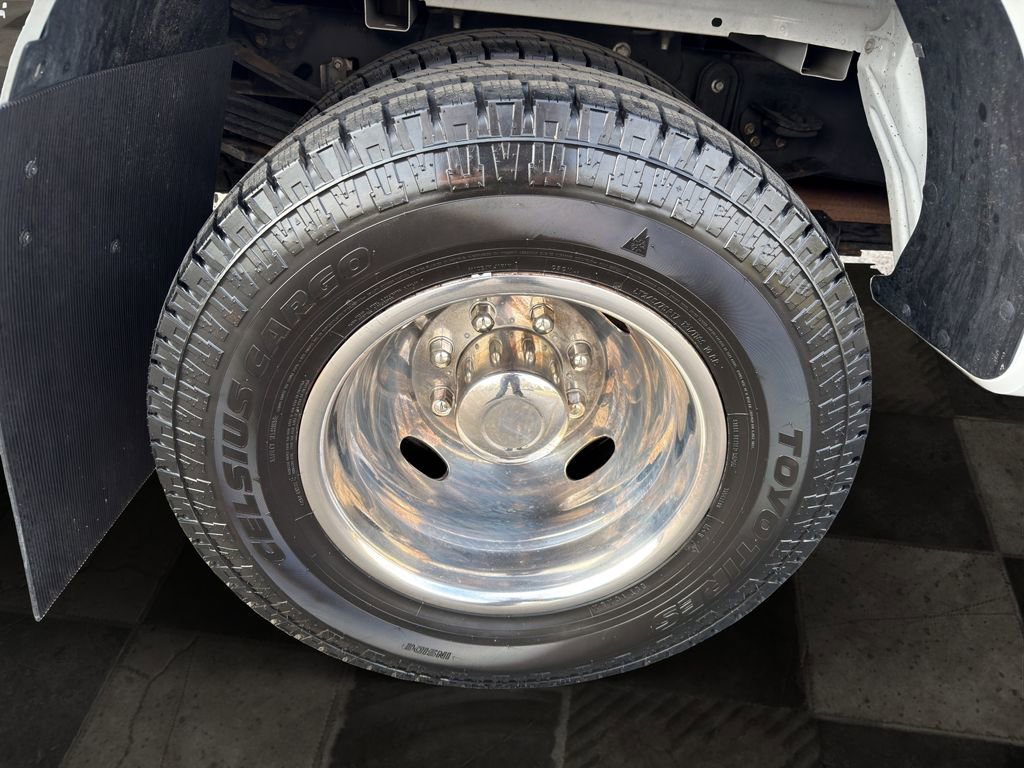 Used 2022 Ford F350 XL w/ STX Appearance Package RWD image 12