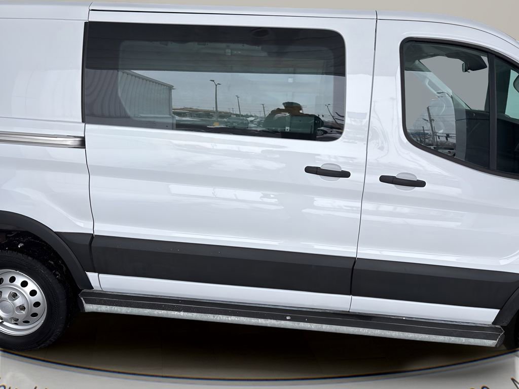 Used 2024 Ford Transit 250 Low Roof AWD w/ Exterior Upgrade Package image 25