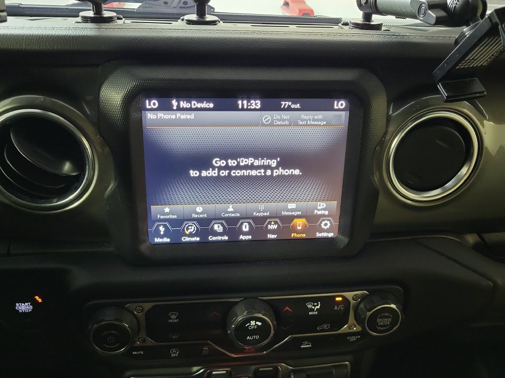 Used 2023 Jeep Wrangler Unlimited Sahara AWD/4WD image 19