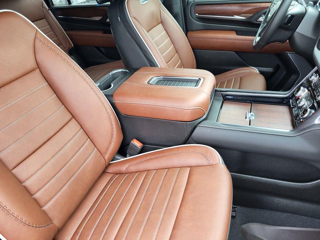 Used 2024 GMC Yukon XL Denali Ultimate image 15