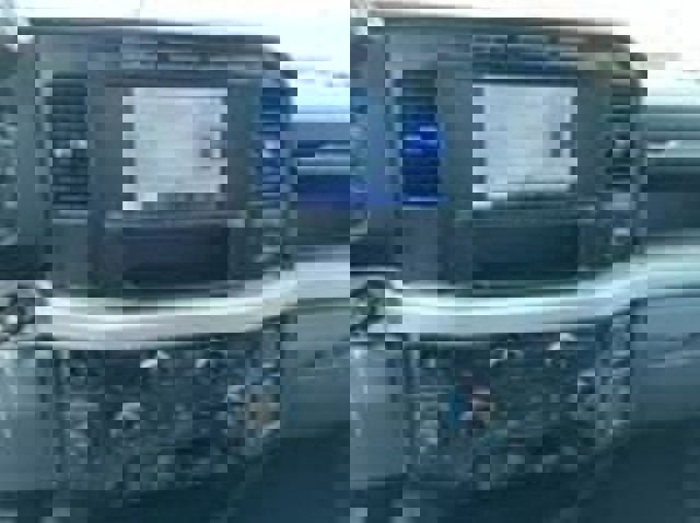 Used 2024 Ford F600 4x4 Regular Cab Super Duty w/ XLT Value Package image 5