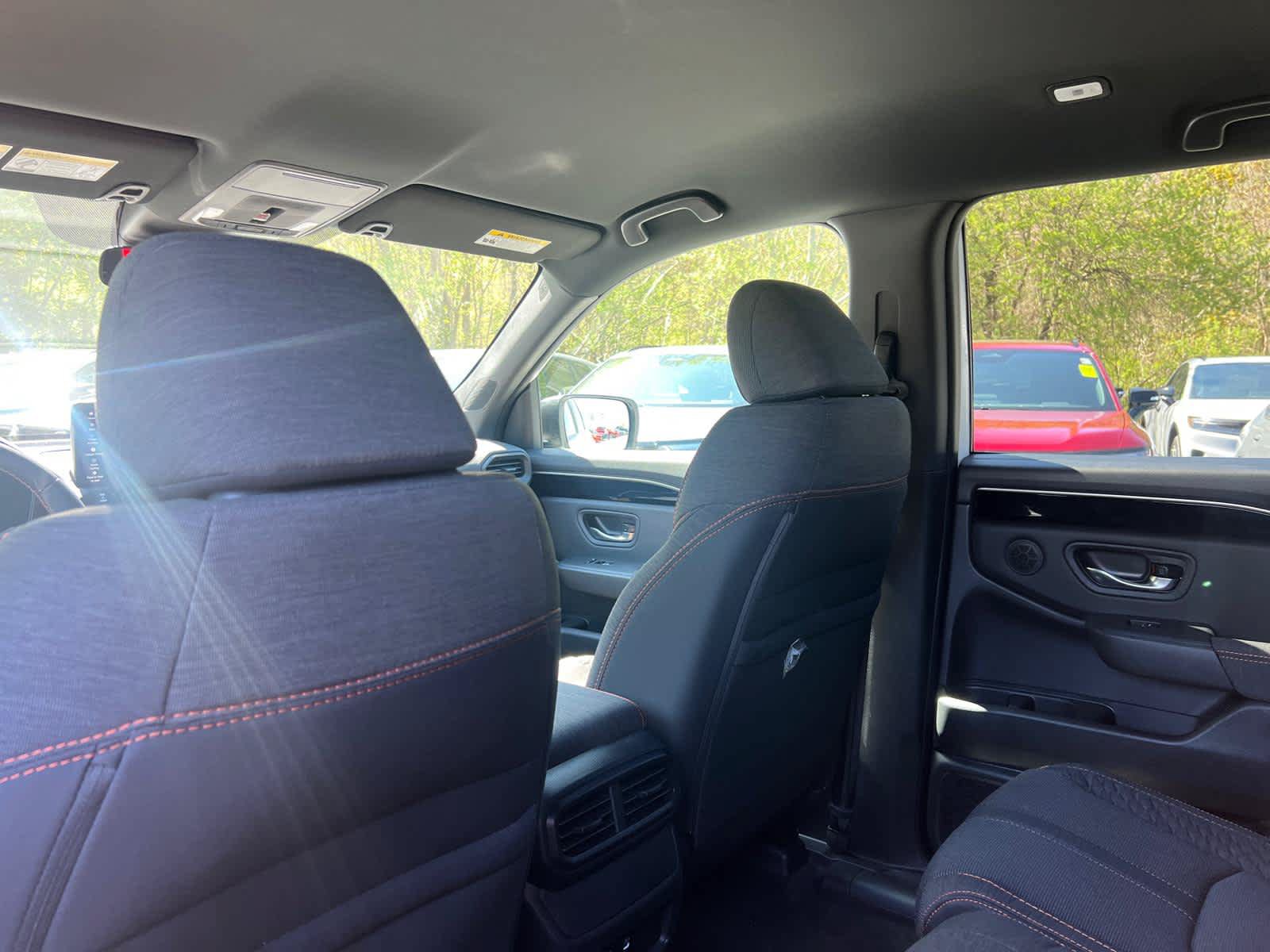 New 2026 Honda Pilot Sport image 32