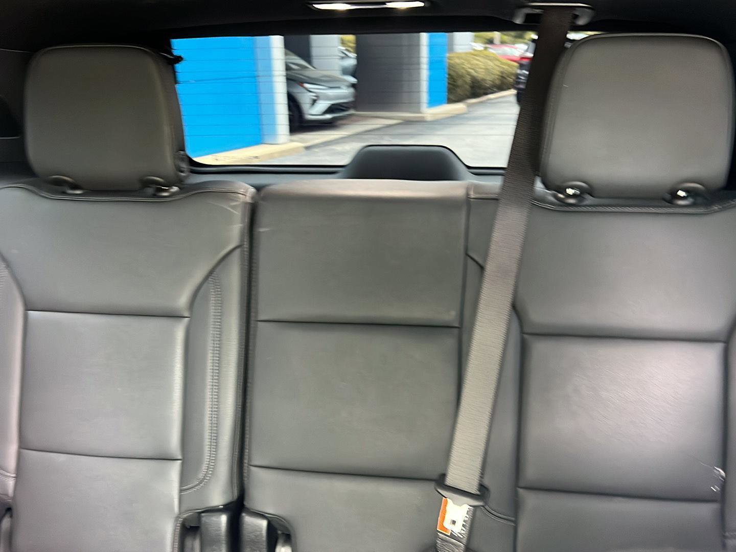 Used 2025 Chevrolet Tahoe Z71 w/ Z71 Off-Road Package AWD/4WD image 13