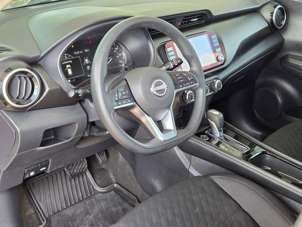 Used 2024 Nissan Kicks SV FWD image 10