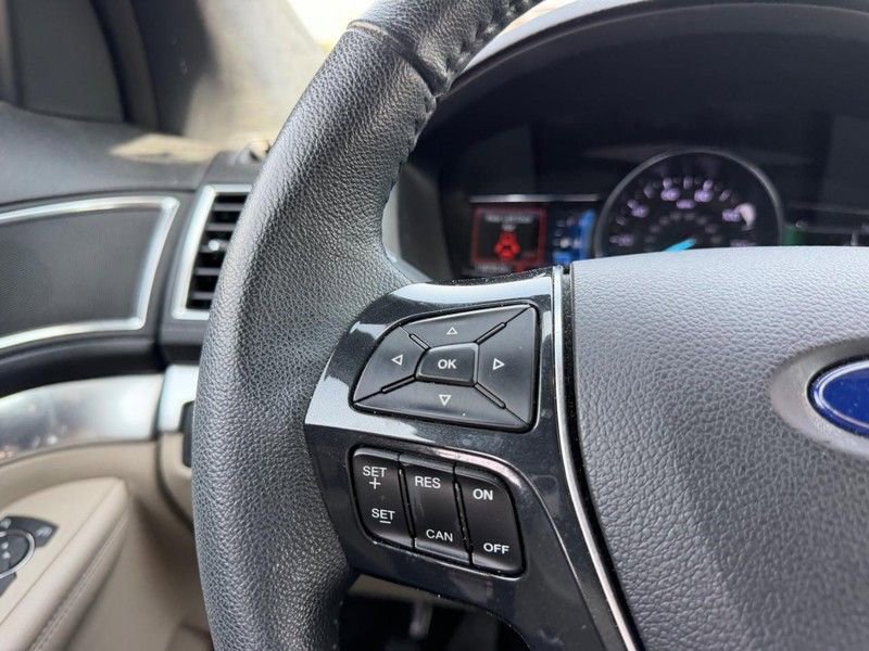Used 2018 Ford Explorer Limited image 13