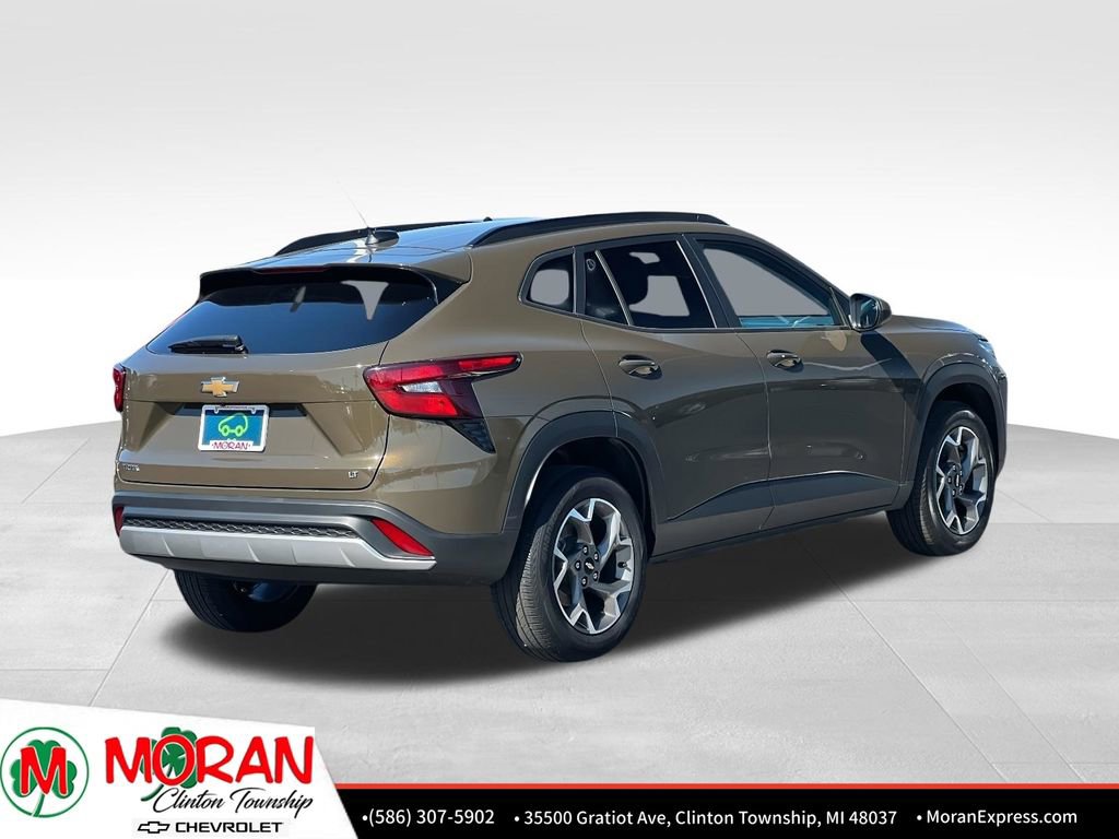 Certified 2024 Chevrolet Trax LT w/ Driver Confidence Package image 5