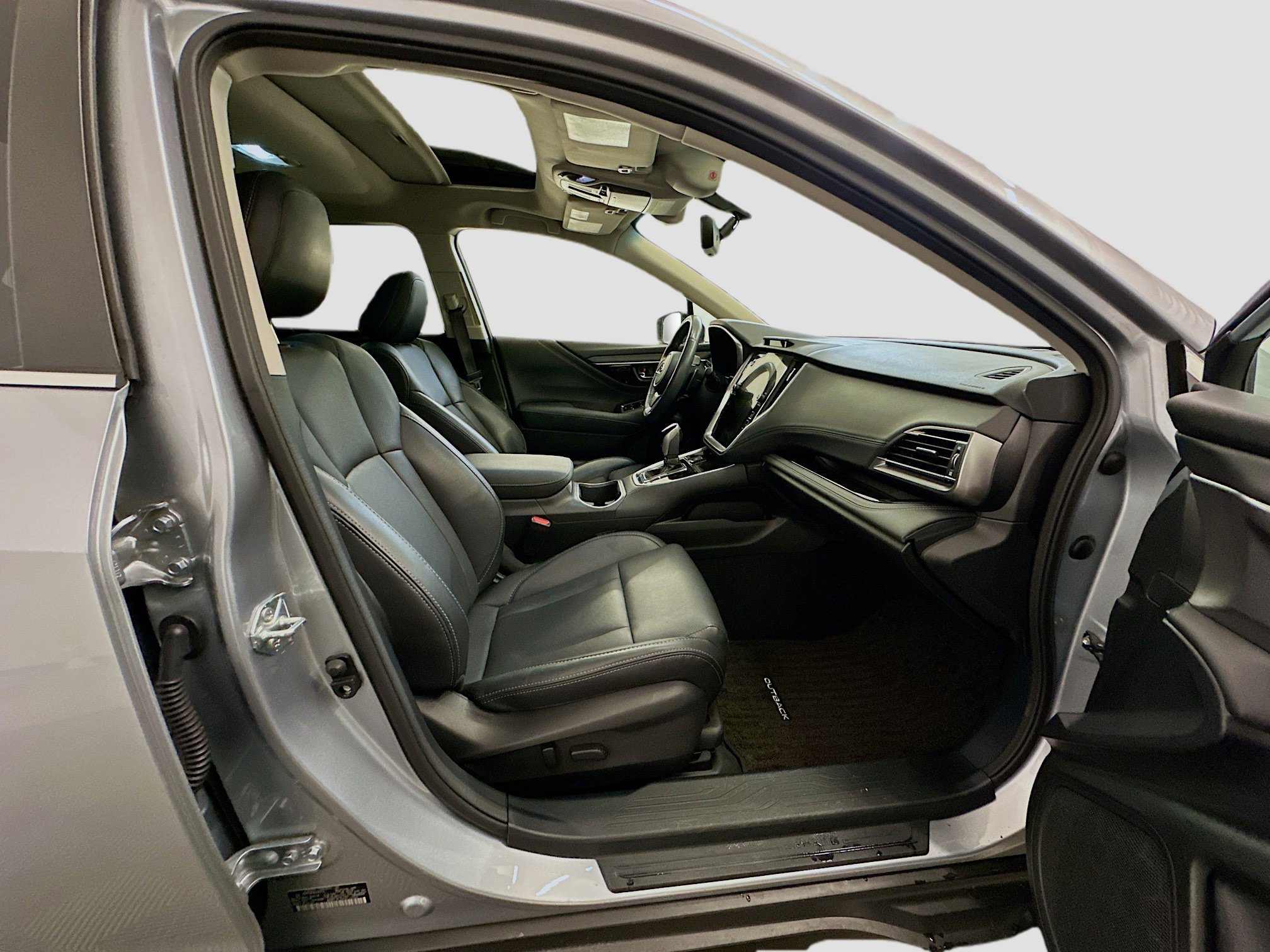 Used 2022 Subaru Outback Limited XT image 34