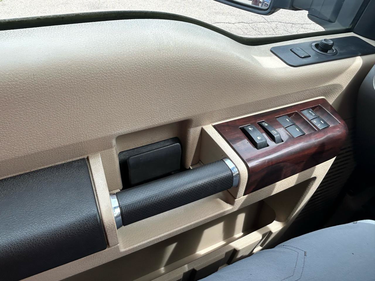 Used 2008 Ford F350 XL AWD/4WD image 26