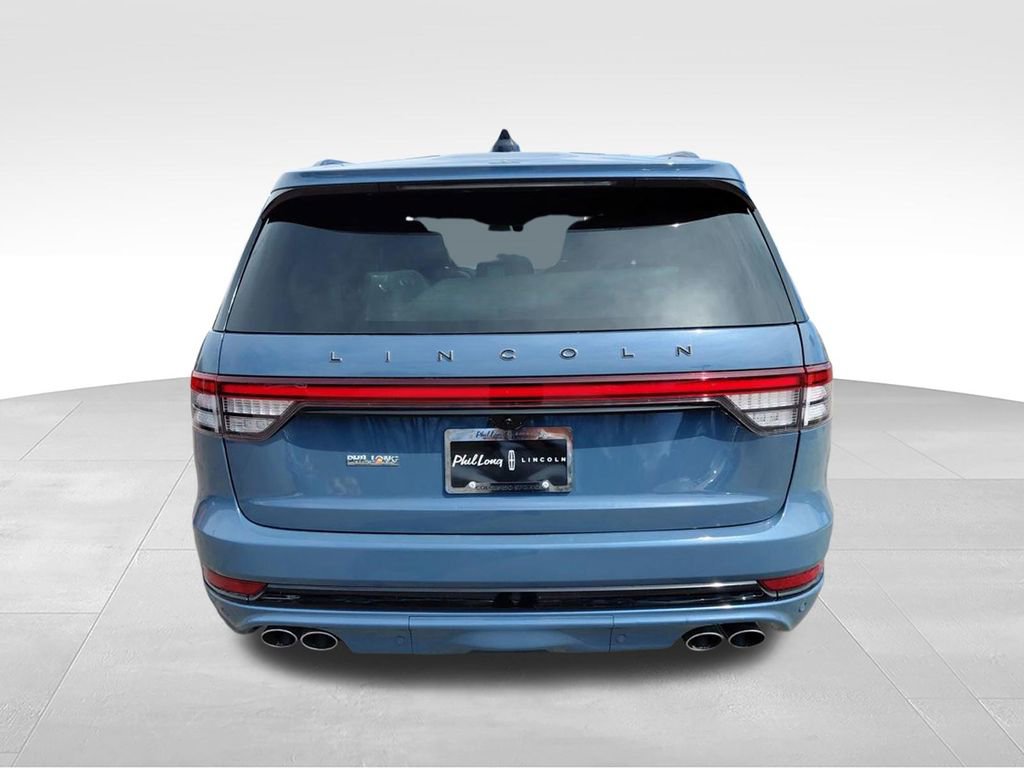 New 2026 Lincoln Aviator Black Label w/ Jet Appearance Package AWD/4WD image 8