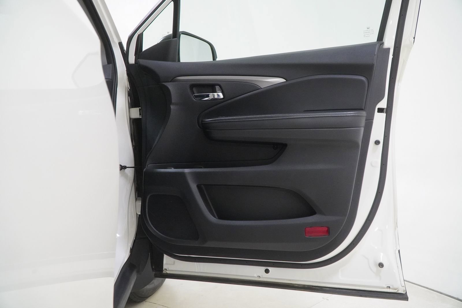 Used 2018 Honda Ridgeline RTL-T image 40