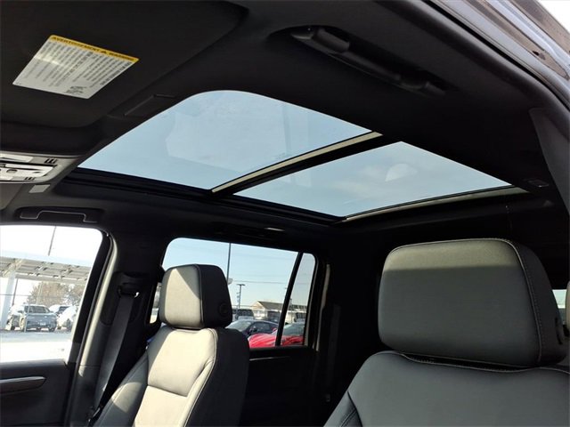 New 2026 Chevrolet Suburban Z71 w/ Comfort Package image 8