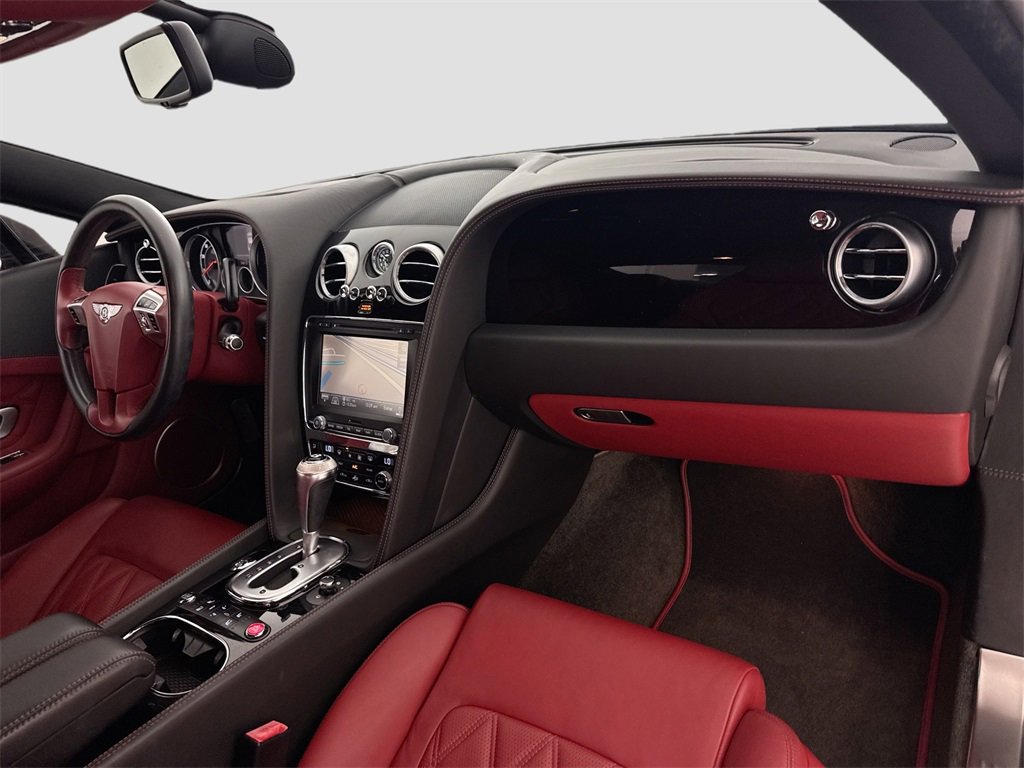Used 2015 Bentley Continental GT image 32